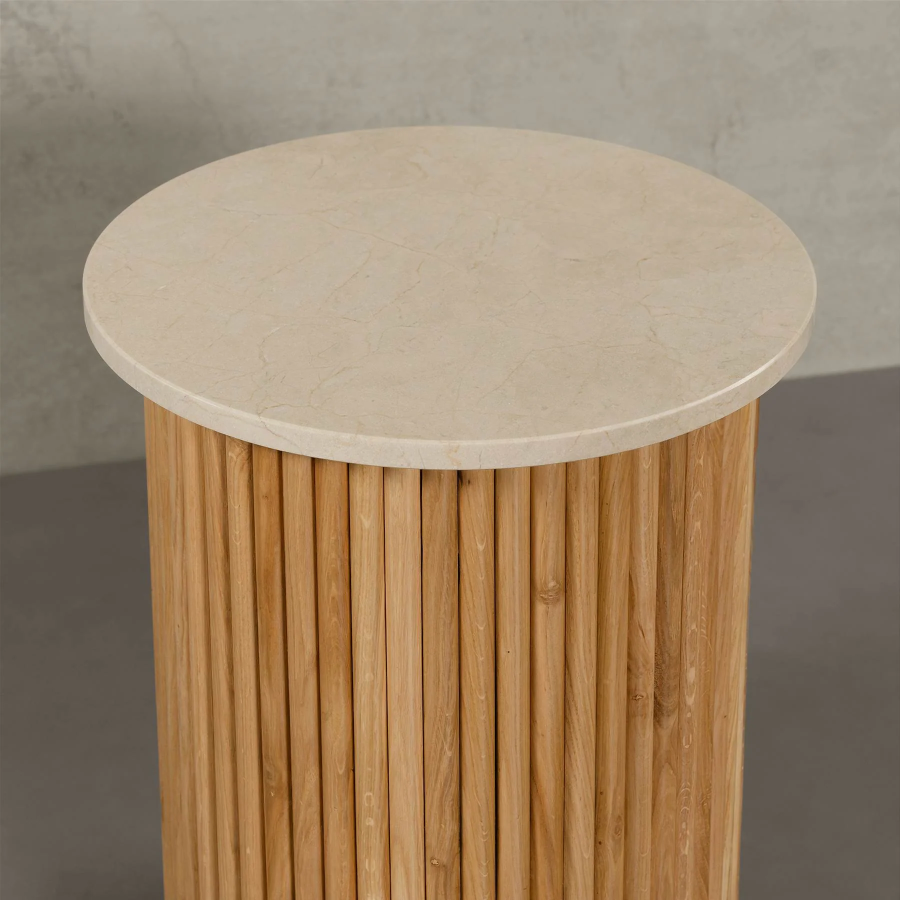 Victoria Marmor Beistelltisch - Image 4