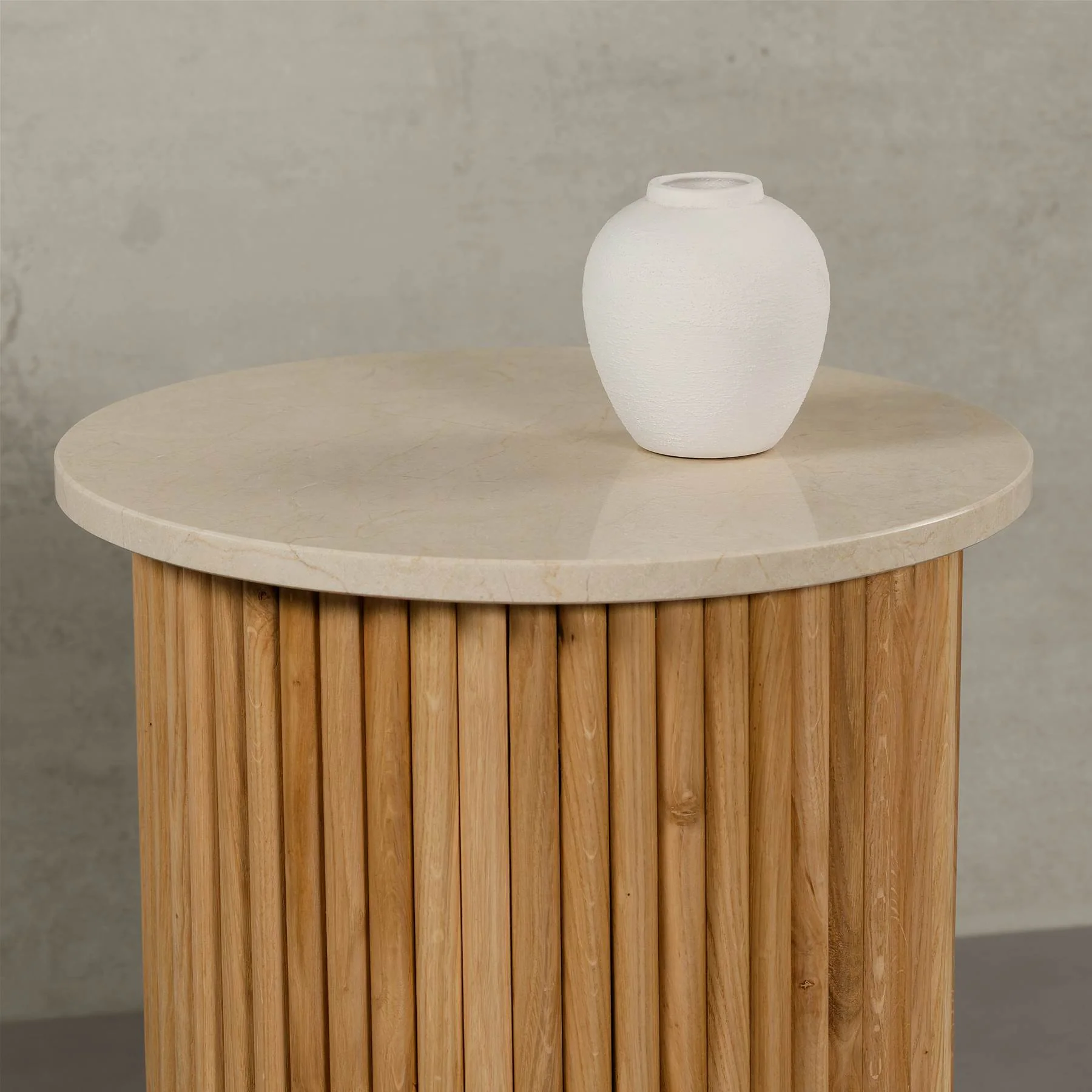 Victoria Marmor Beistelltisch - Image 5